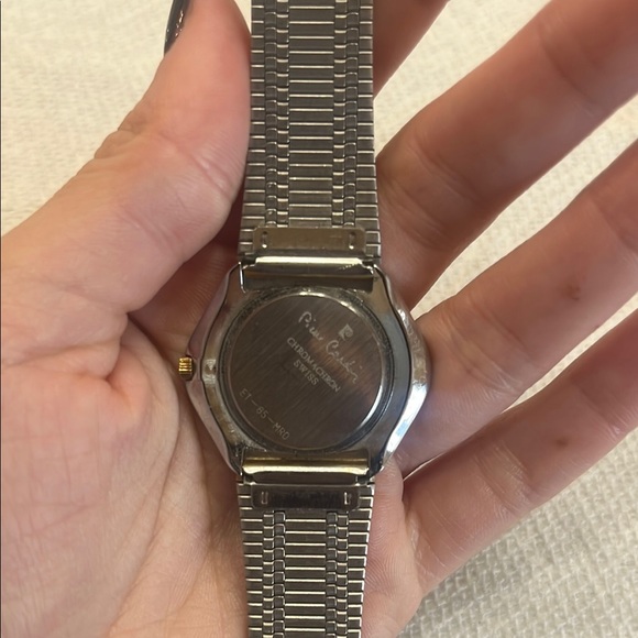 VTG Gold Timex Watch - Picture 4 of 4